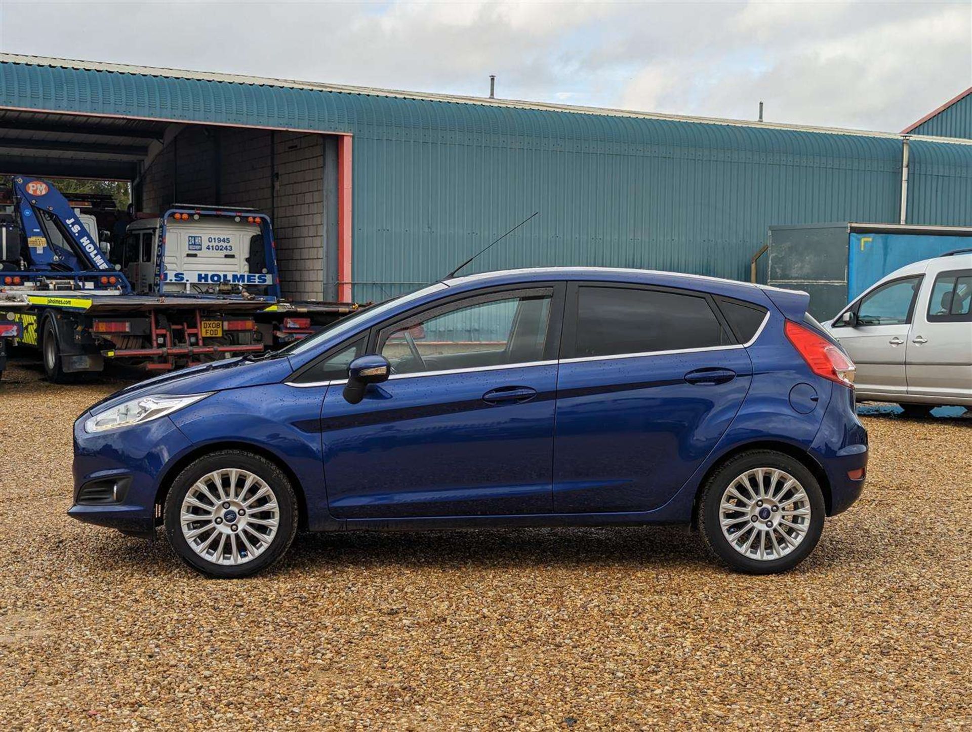 2015 FORD FIESTA TITANIUM - Image 2 of 24