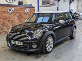 2011 MINI COOPER