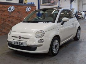 2011 FIAT 500 LOUNGE