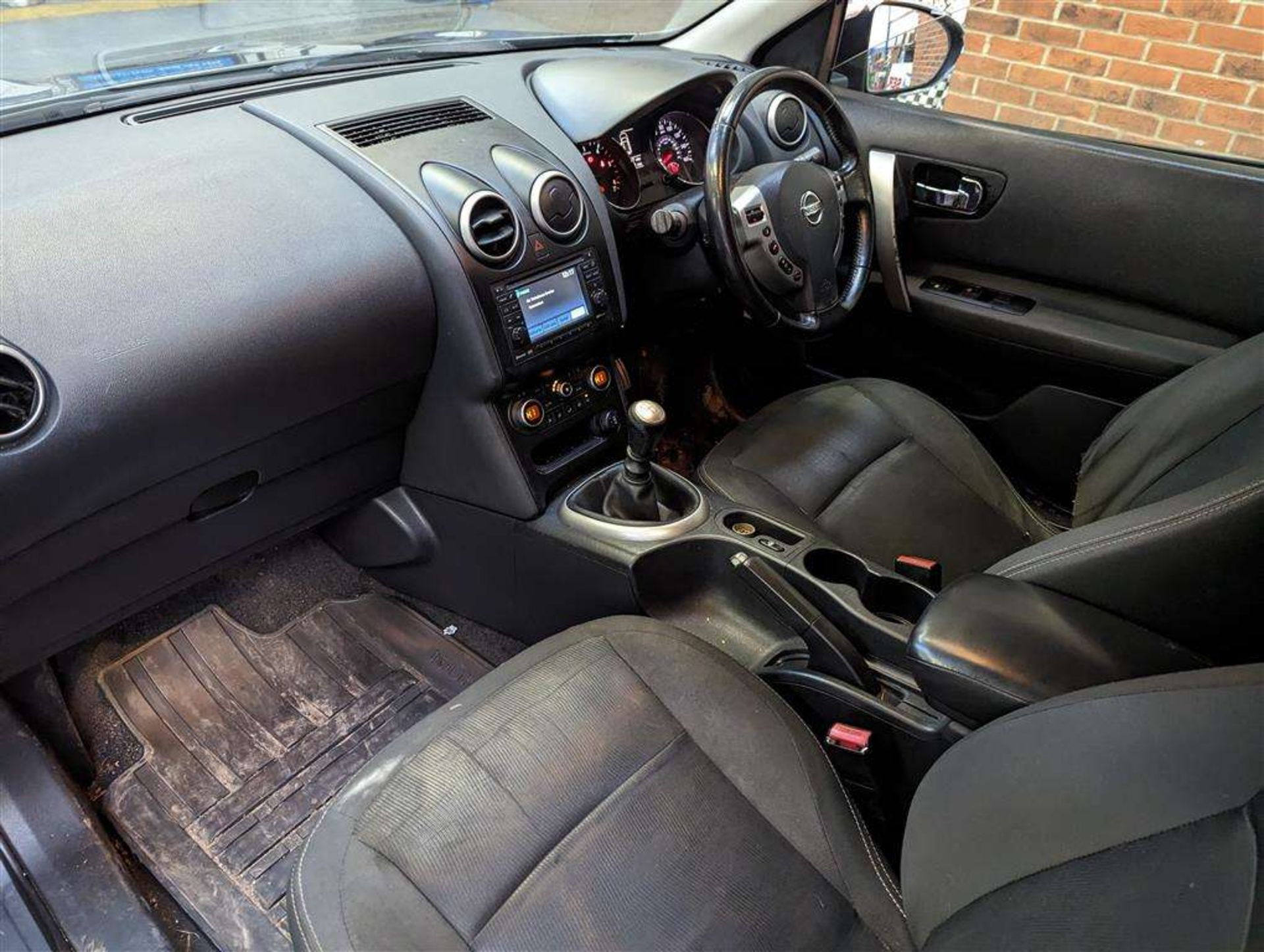 2011 NISSAN QASHQAI N-TEC DCI - Image 9 of 28