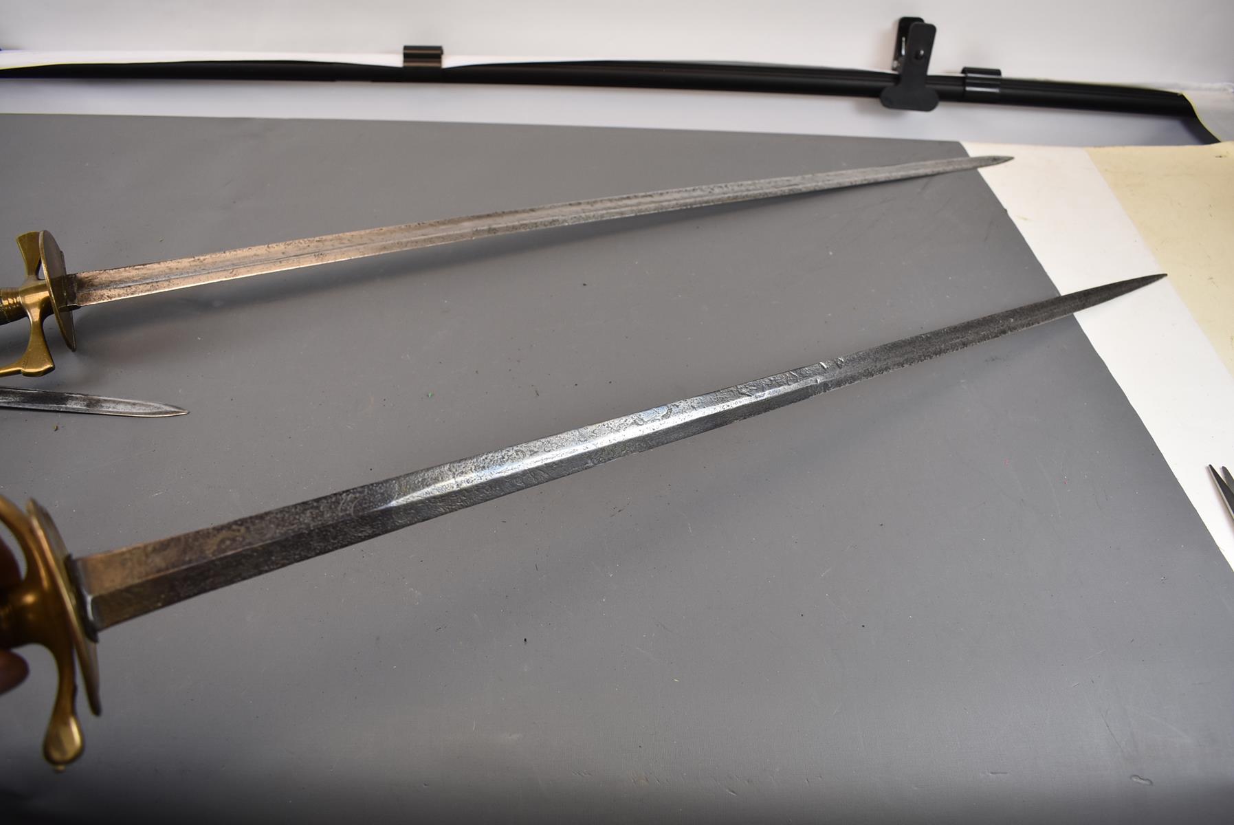 A SCARCE PRE-1796 ARTILLERY OFFICER'S SWORD, 80.5cm blade, regulation copper hilt with folding ovoid - Image 8 of 11