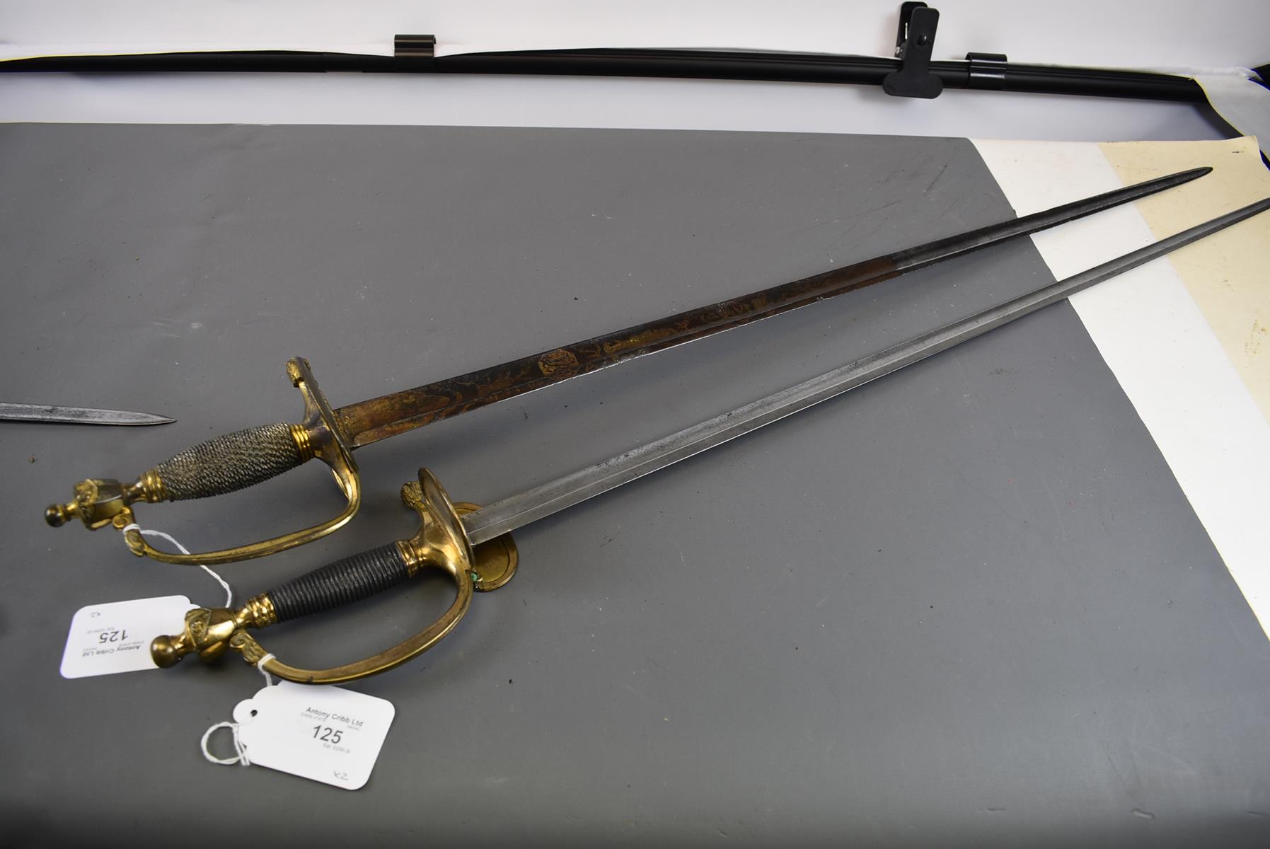 A 1796 PATTERN INFANTRY OFFICER'S SWORD OF THE BERMONDSEY VOLUNTEERS, 81cm blade decorated with - Image 2 of 14