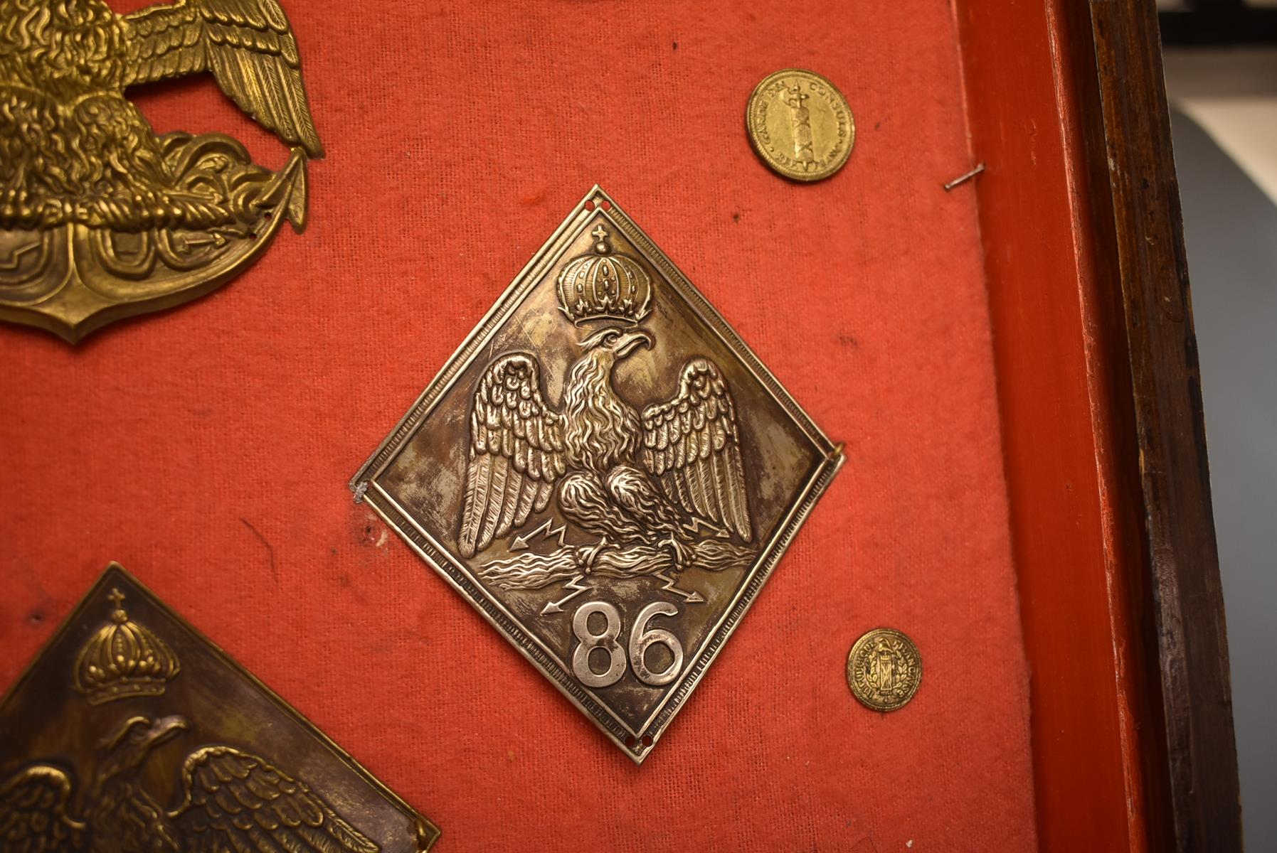 IMPERIAL FRENCH SHAKO PLATES, A FUR CAP PLATE, WAIST BELT PLATES AND CLASPS, OTHER BADGES AND - Image 10 of 22