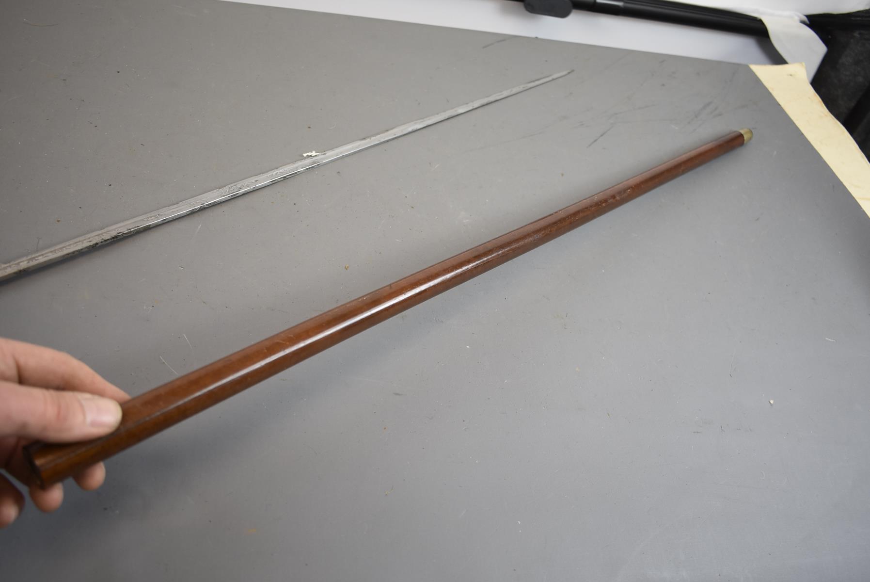 A LATE 19TH/EARLY 20TH CENTURY SPRUNG CROSSGUARD SWORD STICK, 69.5cm fullered tapering blade - Image 8 of 11