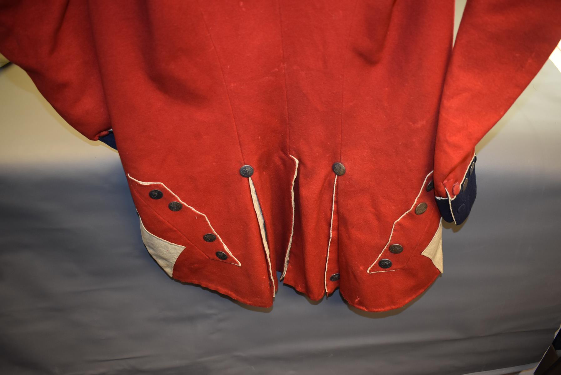 BISHOPSGATE VOLUNTEERS COATEE, BREECHES AND HOSE, 1798-1801. The dress coatee is of scarlet cloth - Image 8 of 12