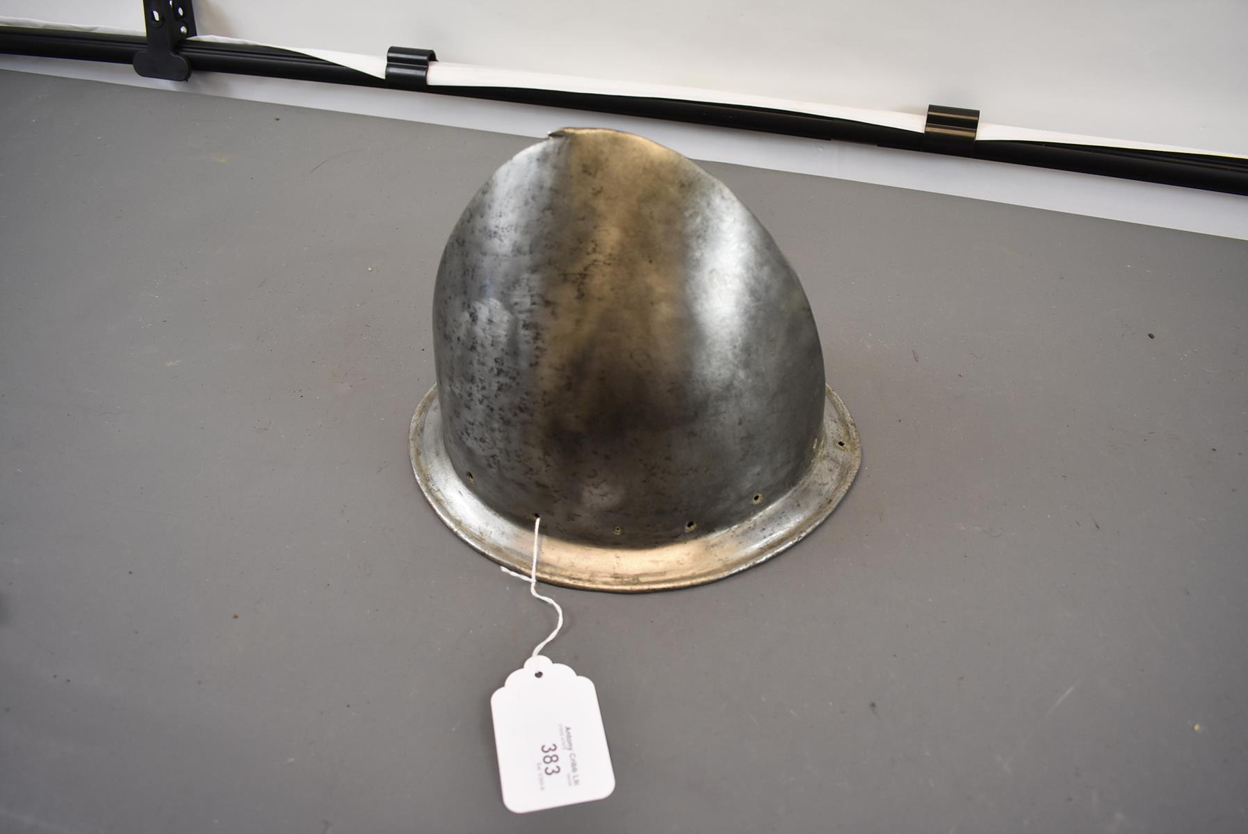 AN ITALIAN CABASET HELMET IN THE SPANISH FASHION, circa 1580, almond-shaped bowl raised from a - Image 2 of 7