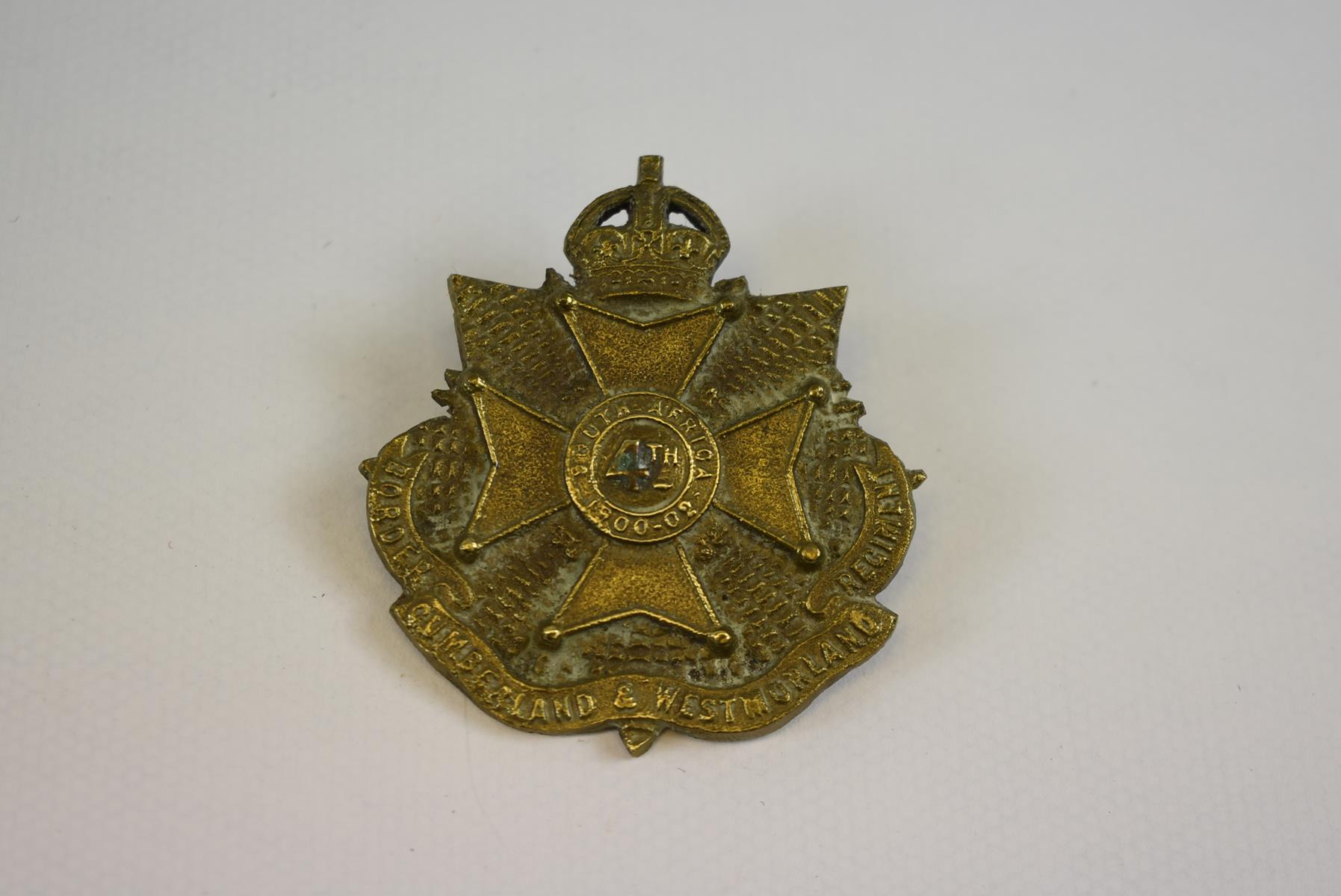 4TH BATTALION THE BORDER REGIMENT, OFFICER'S SERVICE DRESS BRONZE CAP BADHE 1905-1920. A very rare