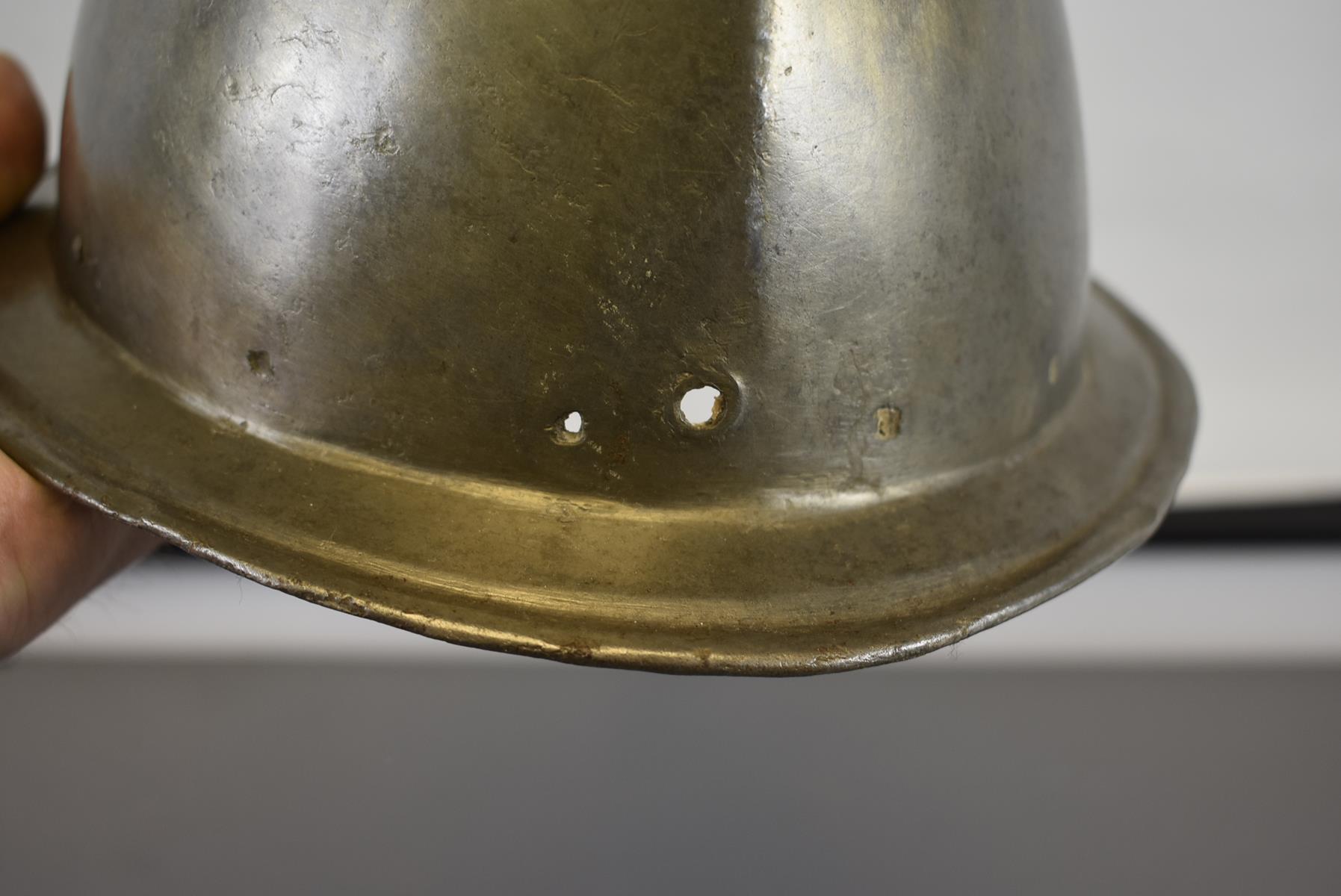 AN ITALIAN CABASET HELMET IN THE SPANISH FASHION, circa 1580, almond-shaped bowl raised from a - Image 5 of 9