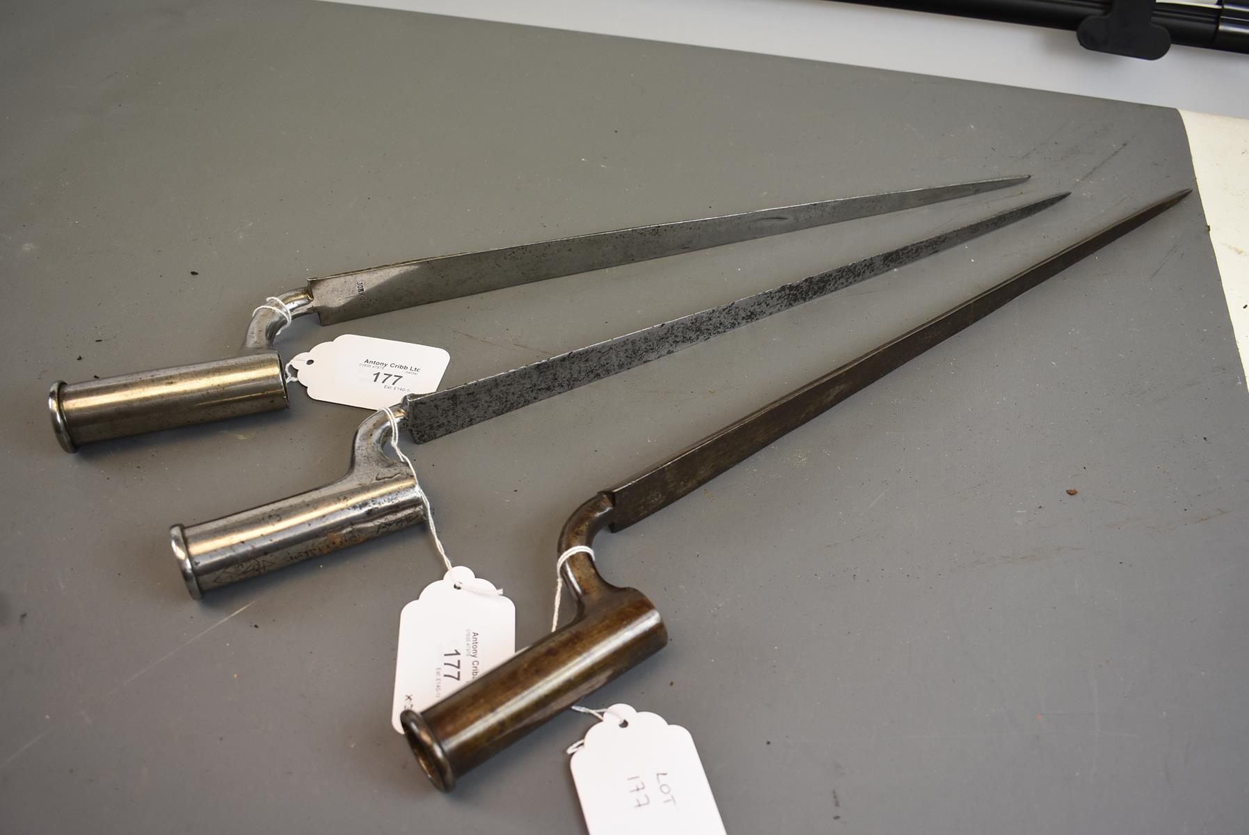 AN EAST INDIA COMPANY BROWN BESS SOCKET BAYONET, the blade stamped WOOLLEY, the socket incised - Image 2 of 7