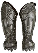A PAIR OF RIDING GAUNTLETS IN THE 17TH CENTURY MANNER,