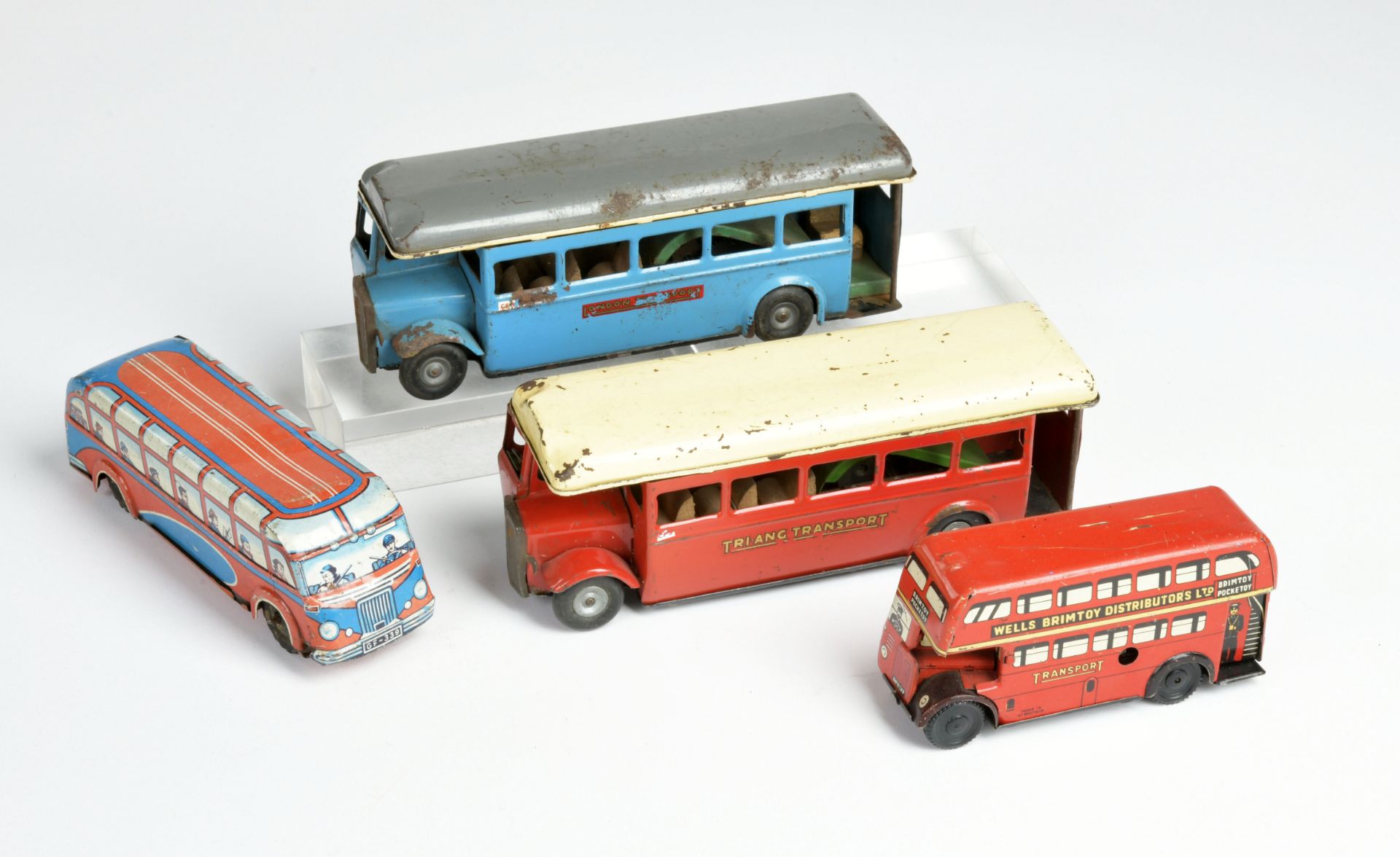 Triang Minic a.o., 4 busses, England a.o., 10-18cm, paint d., C 3