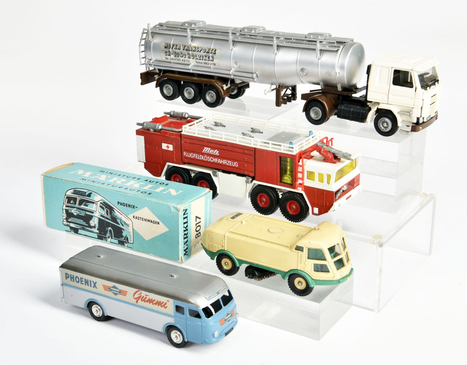 Märklin, Dinky Toys, Tekno, 4 vehicles, Phoenix panel van, Mertz V332, Balayeuse a.o., diecast,