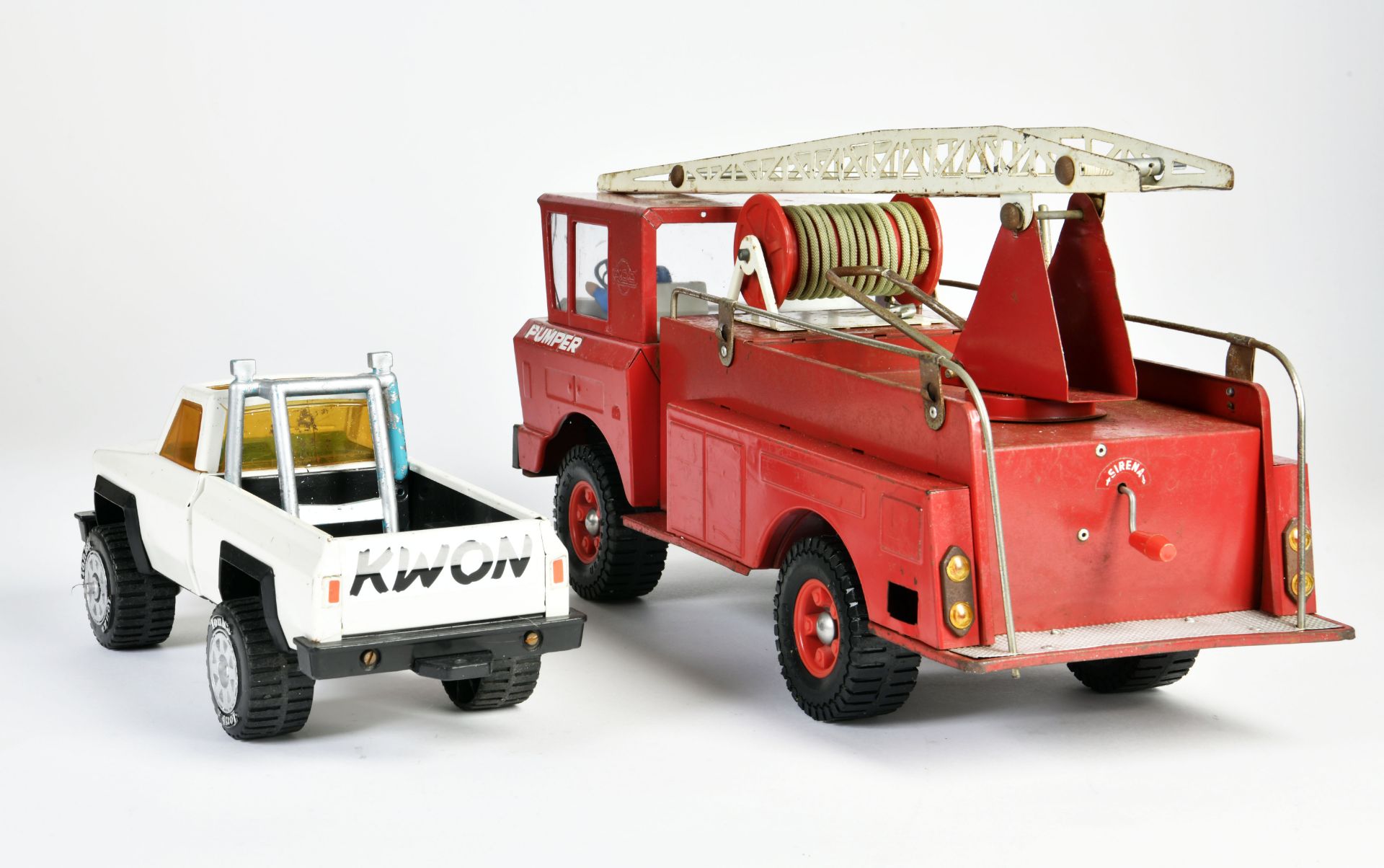 Tonka & Rico, fire engine & truck, tin, 35-50 cm, paint d., C 3 - Image 2 of 2