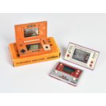 2x Game & Watch + Card Game