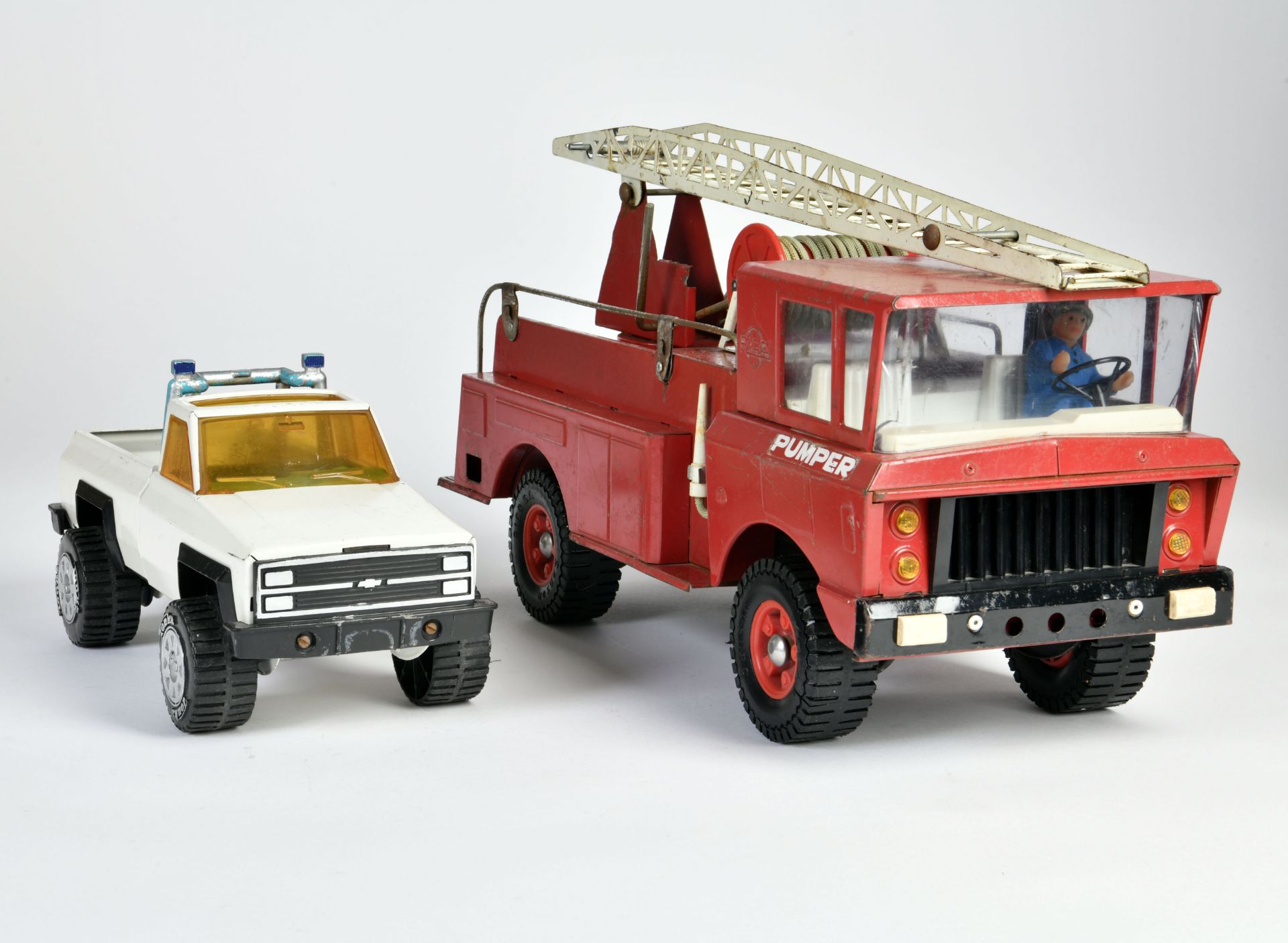 Tonka & Rico, fire engine & truck, tin, 35-50 cm, paint d., C 3