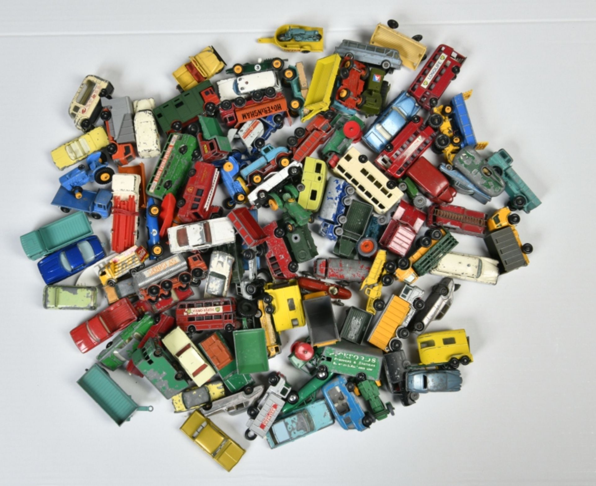 Matchbox, 100 models, England, diecast, paint d., used