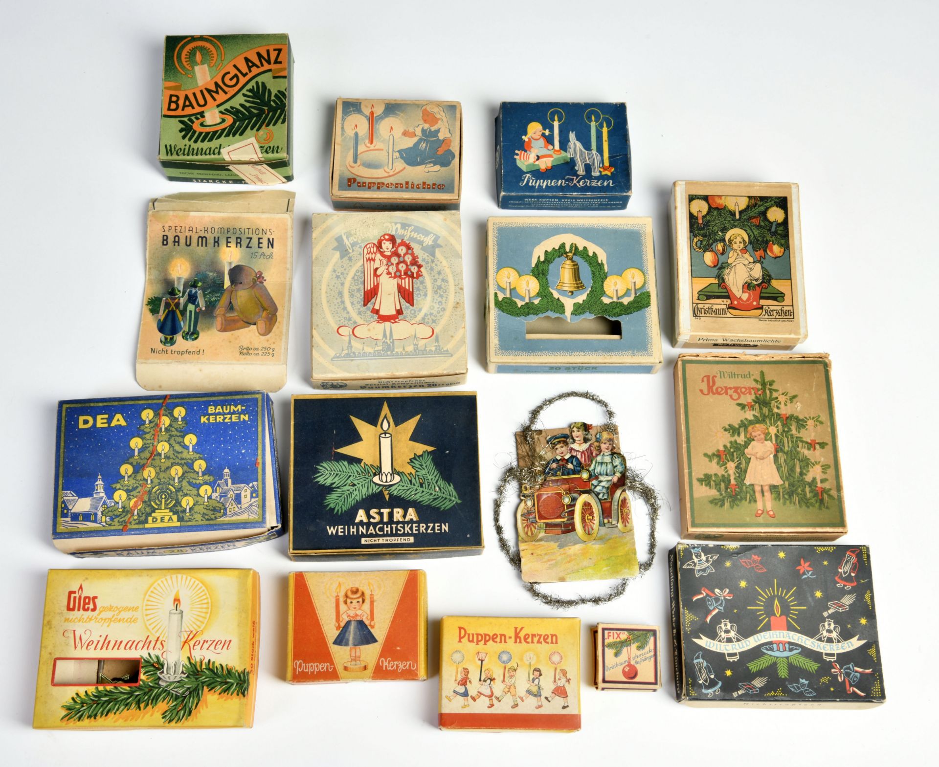 Bundle Christmas packagings for candles, candle holders a.o., mostly Germany pw, very good