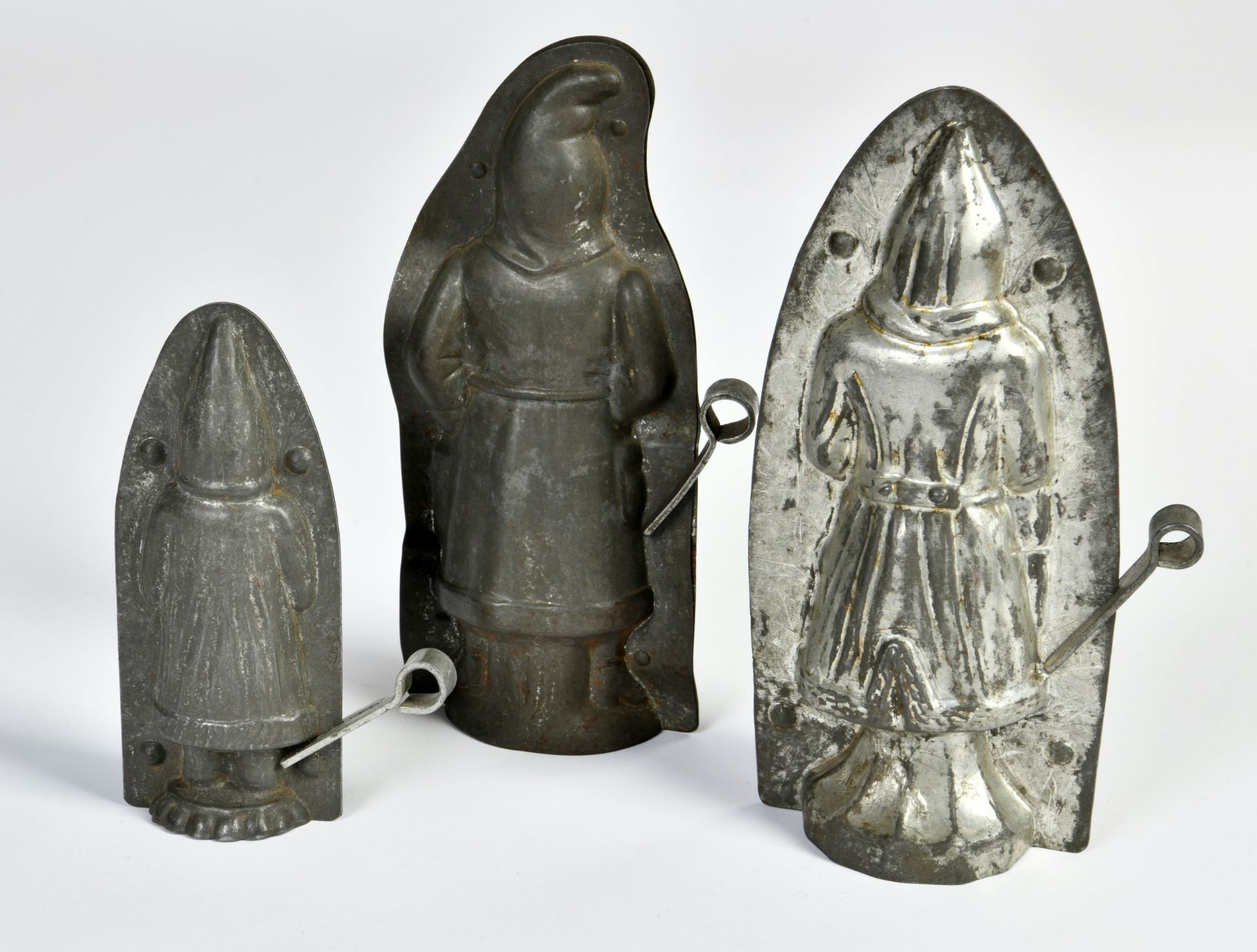 3 moulds St. Nicholas, 14-20 cm, paint d., C 2 - Image 3 of 3