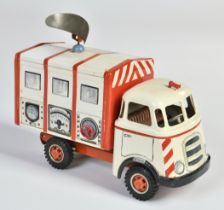 Arnold prototype, DAF truck radar vehicle, 24 cm, radar is turning when vehicle is driving,