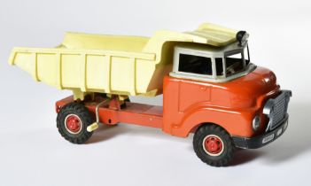 Arnold prototype, dump truck, 30 cm, has been produced with adjusted driver house and dump in tin