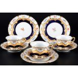 Meissen B-Form Streublümchen kobaltblau 3 Mokkagedecke, mocha coffee cups with plates,