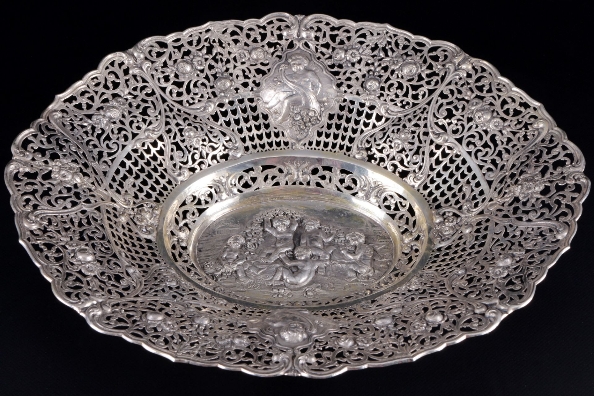 800 silver large cherub bowl, Silber große Puttenschale,