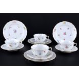 Meissen Streublümchen 4 Teegedecke, tea cups with dessert plates,