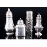 812,5 - 925 Silber 4 Zuckerstreuer, u.a. England & Dänemark, silver muffineers / sugar shaker,