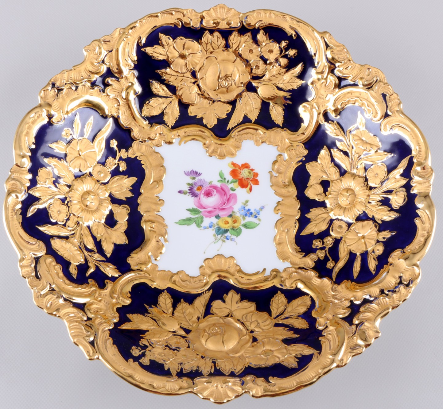 Meissen Flower Bouquet royal blue large splendor bowl, große Prunkschale,