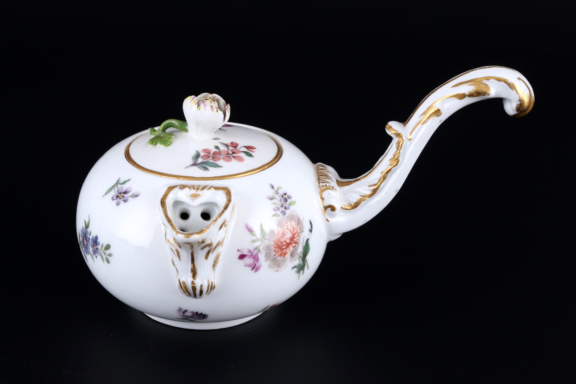 Meissen Flowers 2 small jugs 18th / 19th century, Kännchen 18. / 19. Jahrhundert, - Image 2 of 8