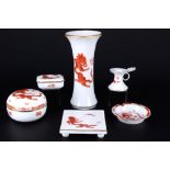 Meissen Roter Ming Drache 6-teiliges Porzellanlot, 6-piece porcelain,