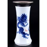 Meissen Blauer Mingdrache große Trompetenvase mit 925 Silbermontur 1.Wahl, Pfeifferzeit, large vase