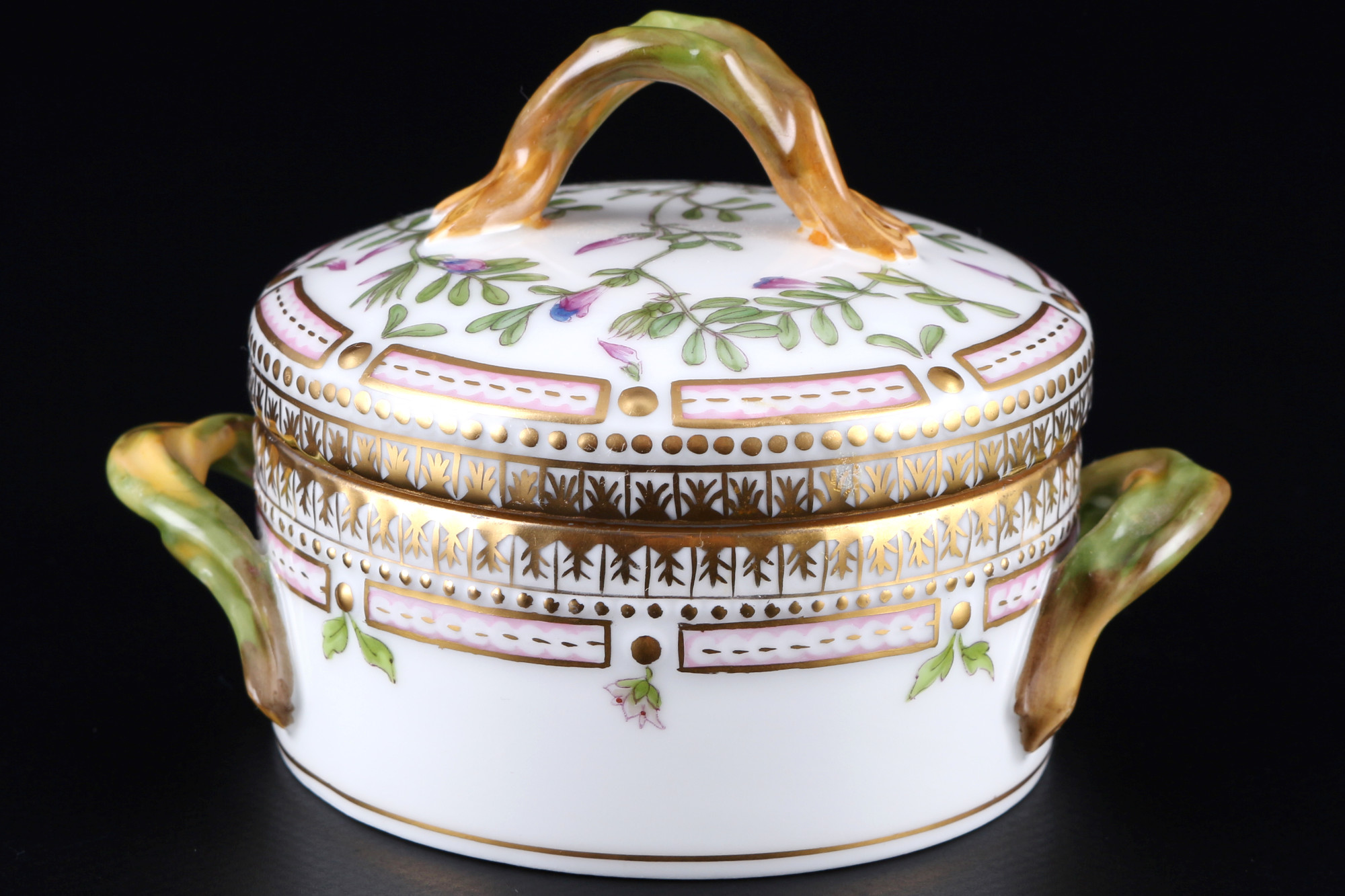 Royal Copenhagen Flora Danica sugar box 3502 1st choice, Zuckerdose,