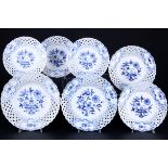 Meissen Zwiebelmuster 7 Durchbruchteller, cutwork plates,