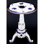 Schierholz Plaue Porzellan kobaltblau Spieltisch / Beistelltisch, porcelain sidetable,
