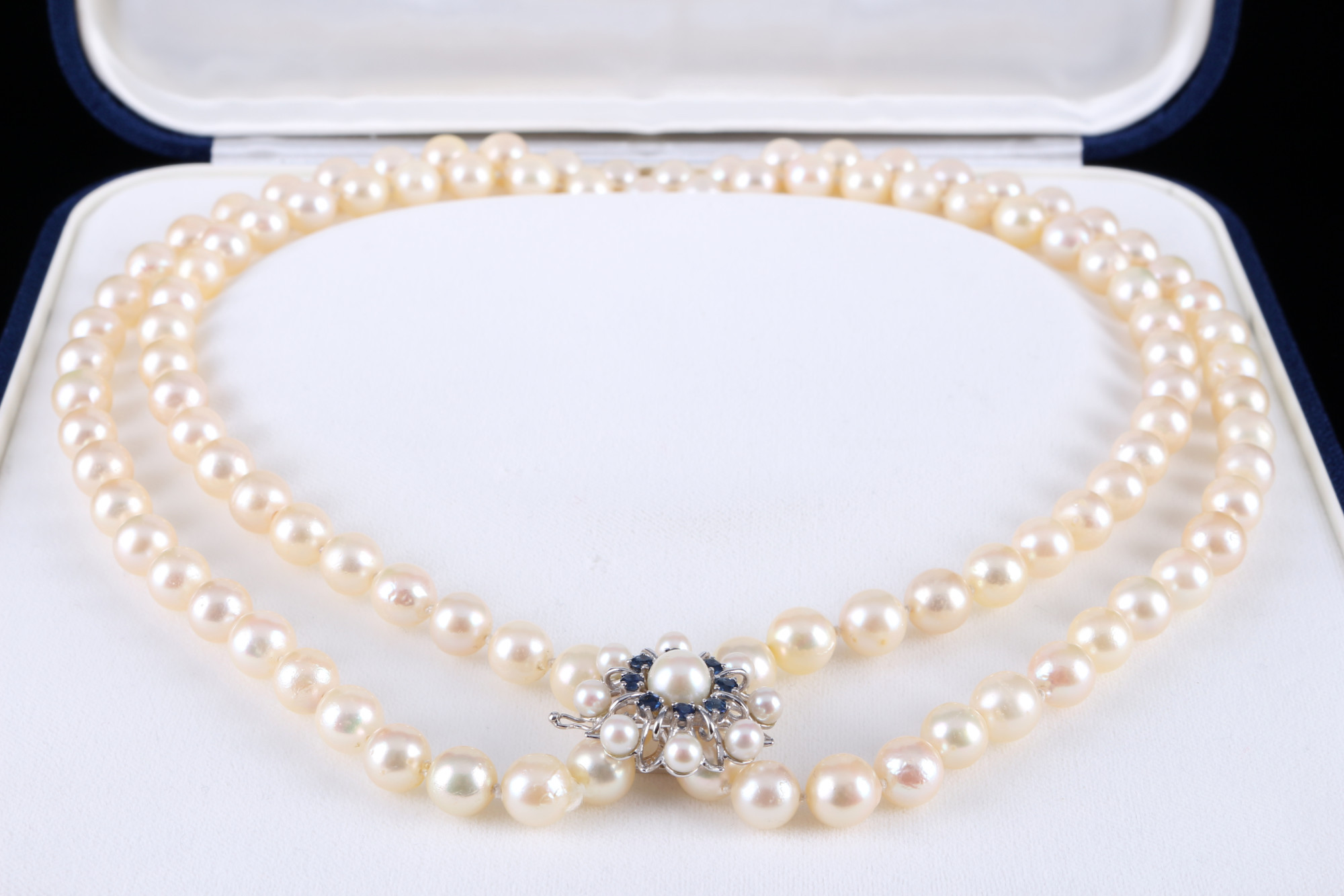 Pearl necklace with large 14K gold clip, Perlenkette / Collier mit 585 Gold Clipverschluss, - Image 2 of 7