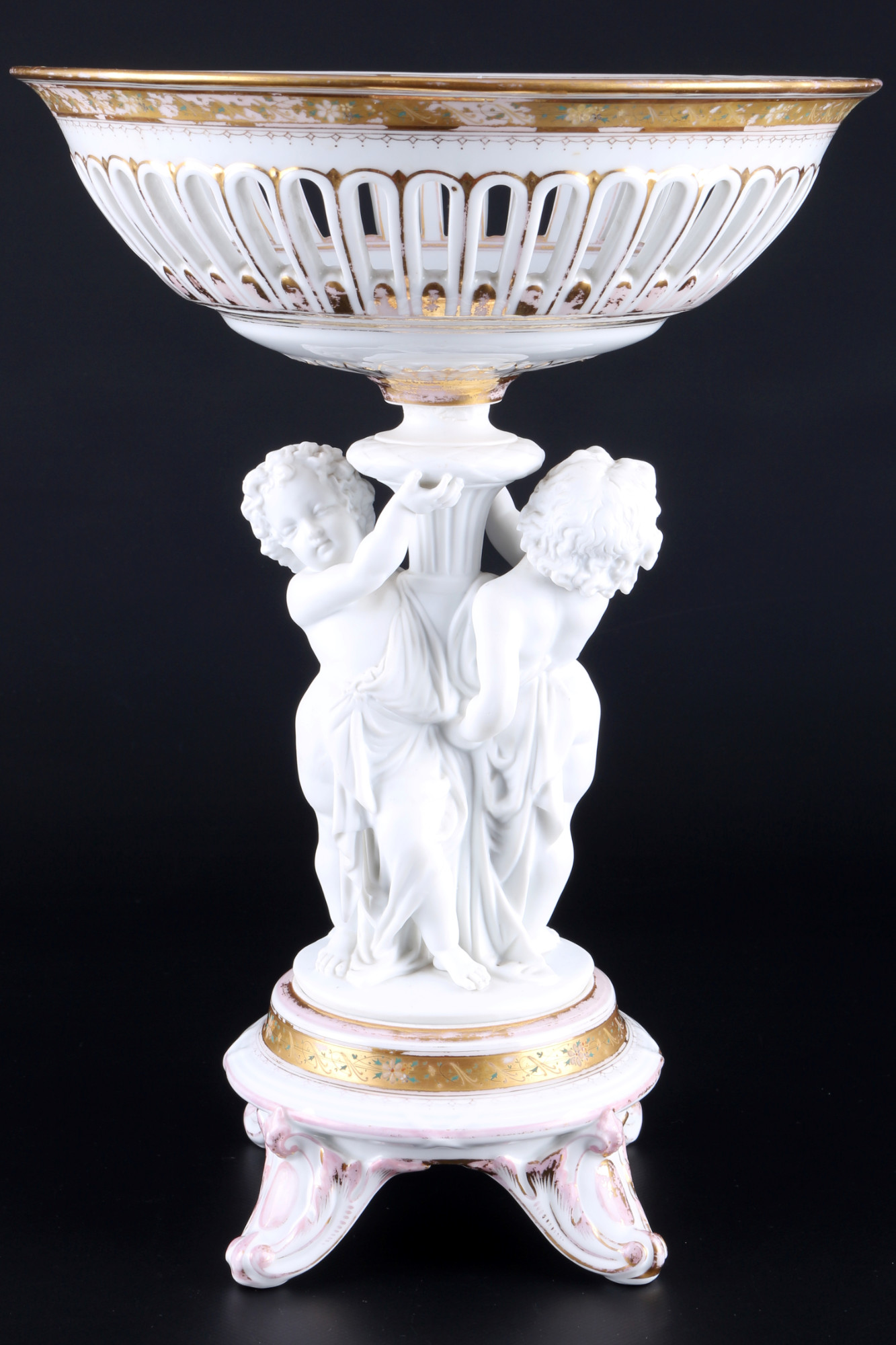 Large figural centerpiece with cherubs, Großer Figuren-Tafelaufsatz,