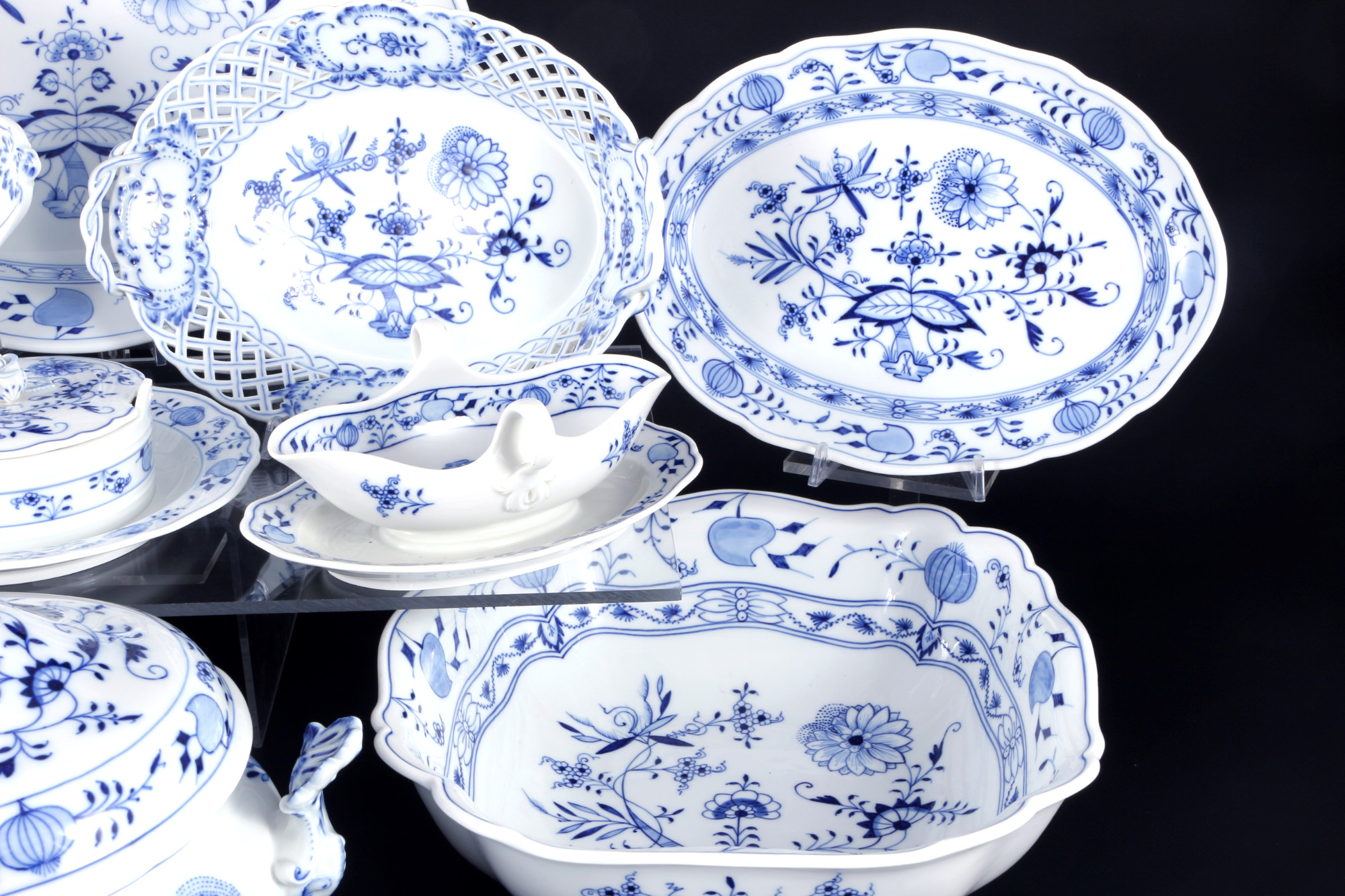 Meissen Onion Pattern dinner service for 6 persons 1st choice, Speiseservice 1.Wahl, - Image 4 of 8