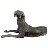 Bronze lebensgroßer liegender Hund Weimaraner Skulptur, large lying dog Weimaraner sculpture,