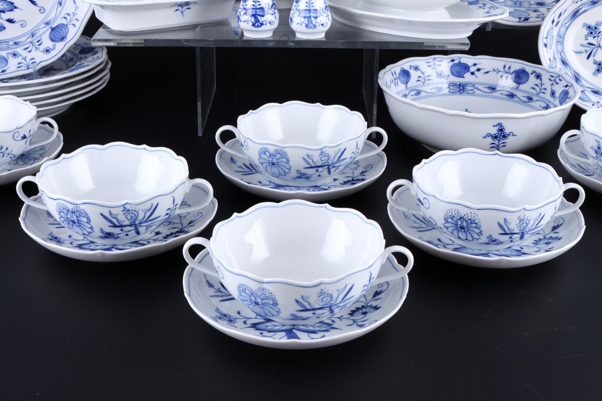 Meissen Onion Pattern dinner service for 6 persons 1st choice, Speiseservice für 6 Personen 1.Wahl, - Image 3 of 5