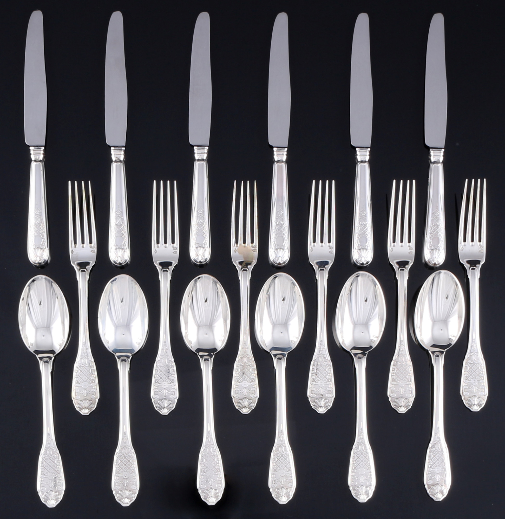 Christofle Royal Cisele 925 sterling silver cutlery for 6 persons, Silber Besteck für 6 Personen,