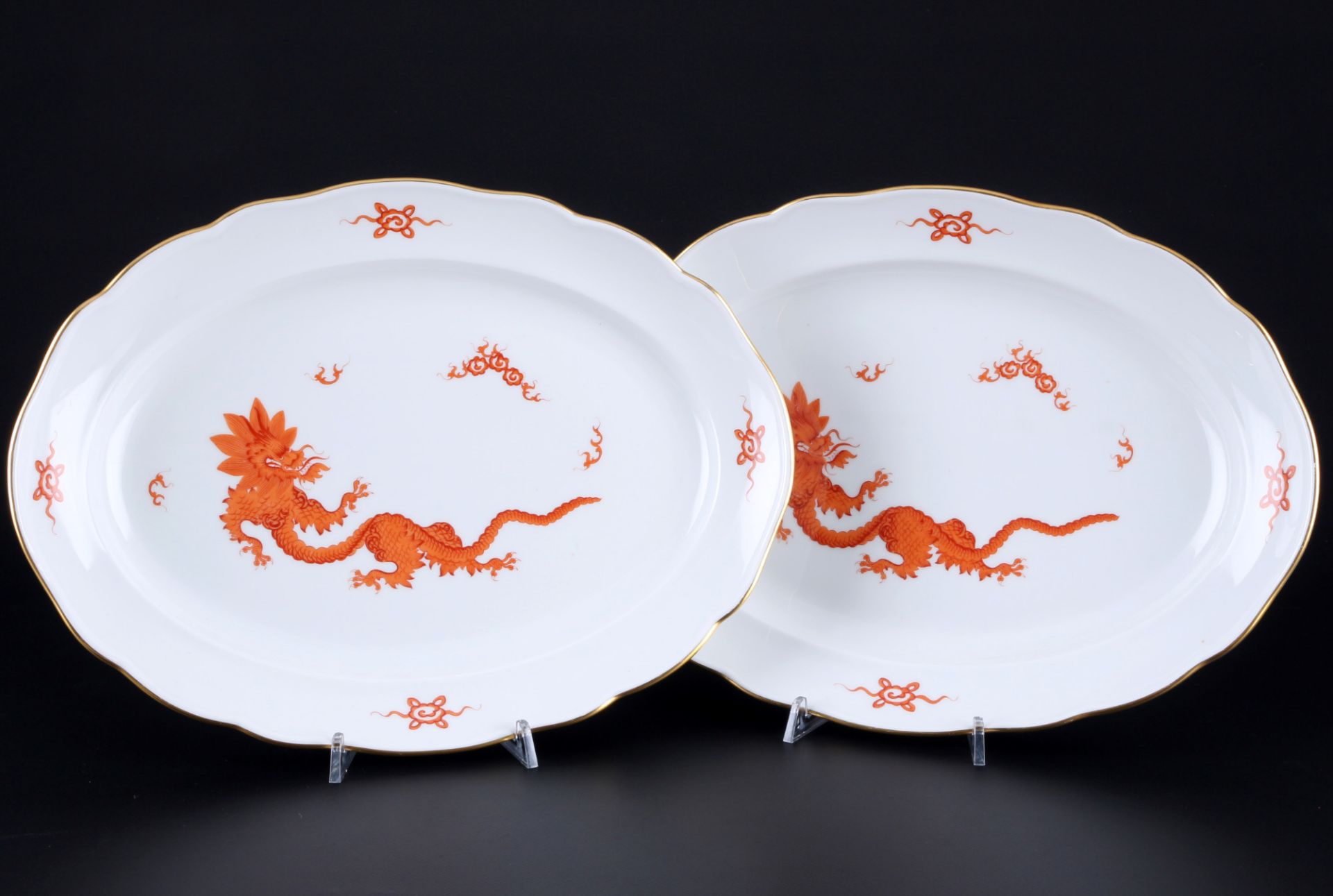 Meissen Roter Mingdrache 2 große Platten, porcelain dishes,