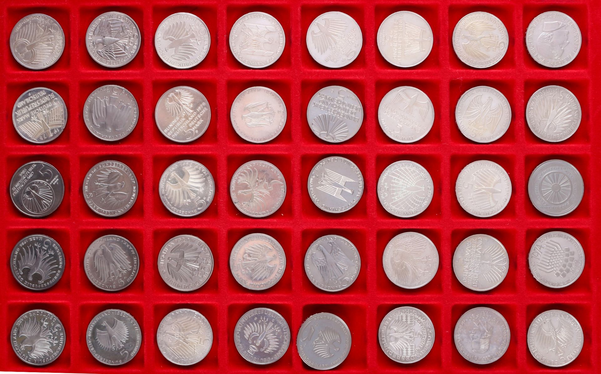 61 Silber Gedenkmünzen - 10 und 5 Deutsche Mark, silver commemorative german Mark coins, - Bild 4 aus 5