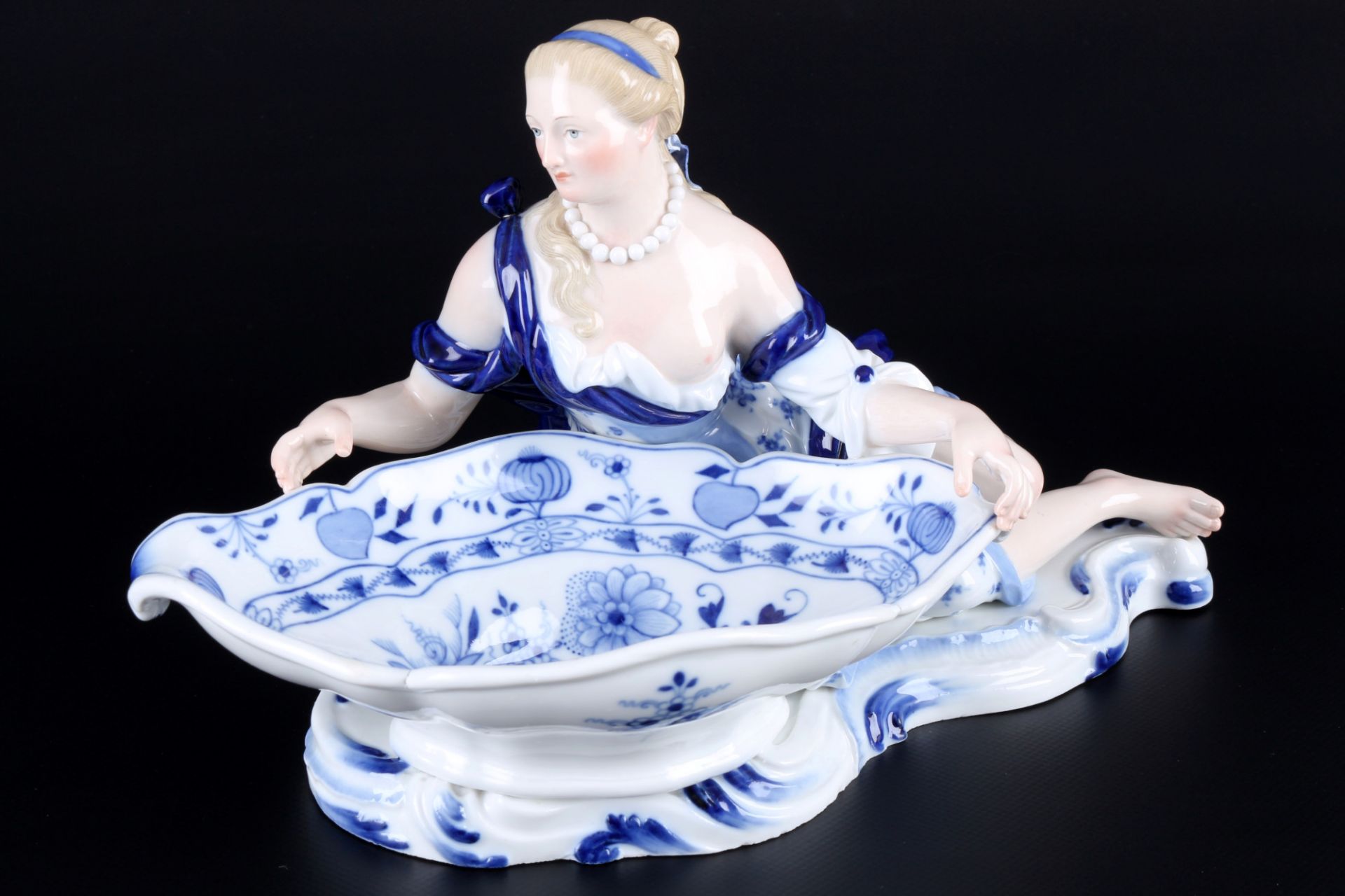 Meissen Zwiebelmuster große Figurenschale / Saliere, Knaufmarke, large figural / spice bowl,