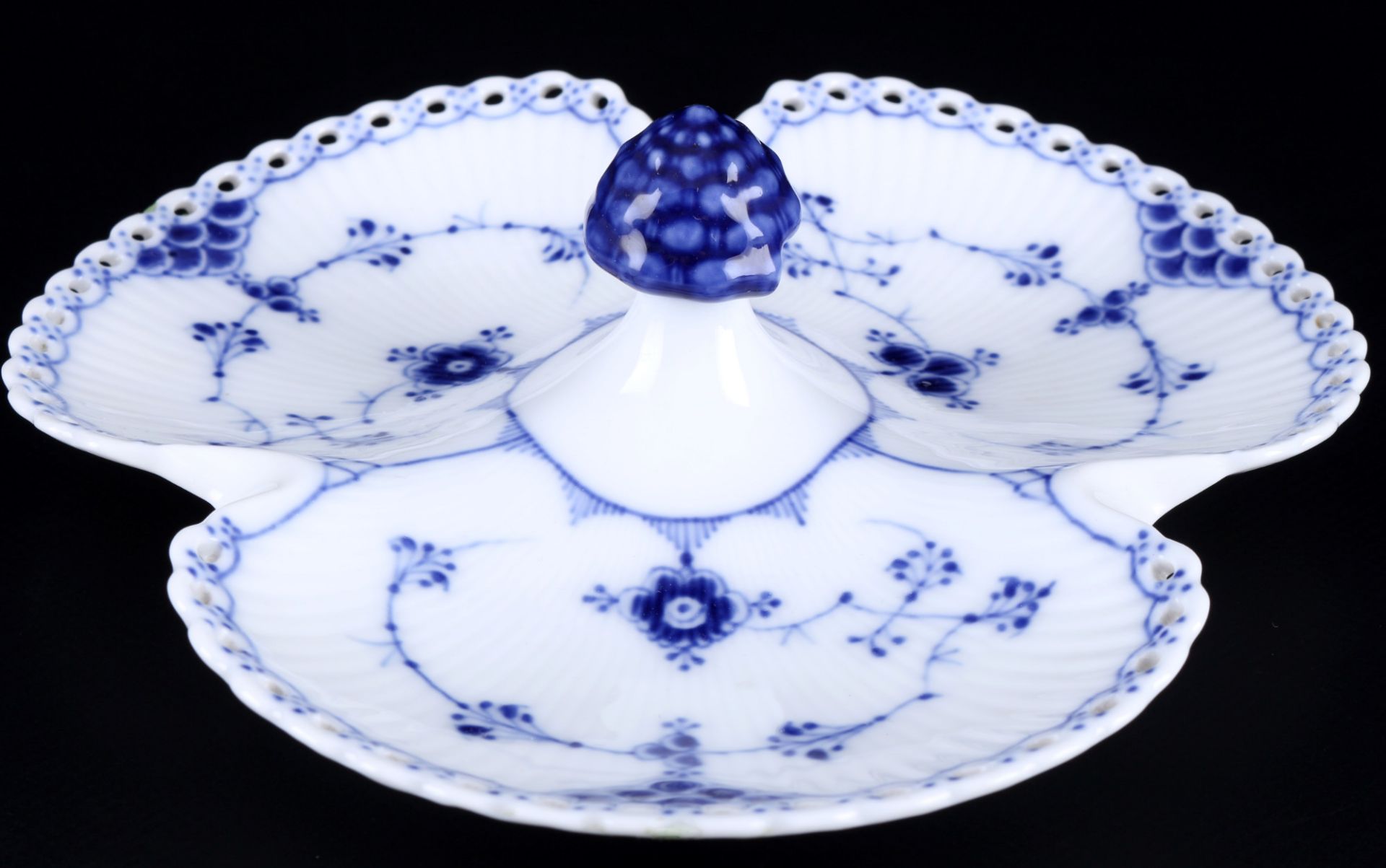 Royal Copenhagen Musselmalet Vollspitze Kabarettschale 1167, full lace cabaret bowl 1st choice,