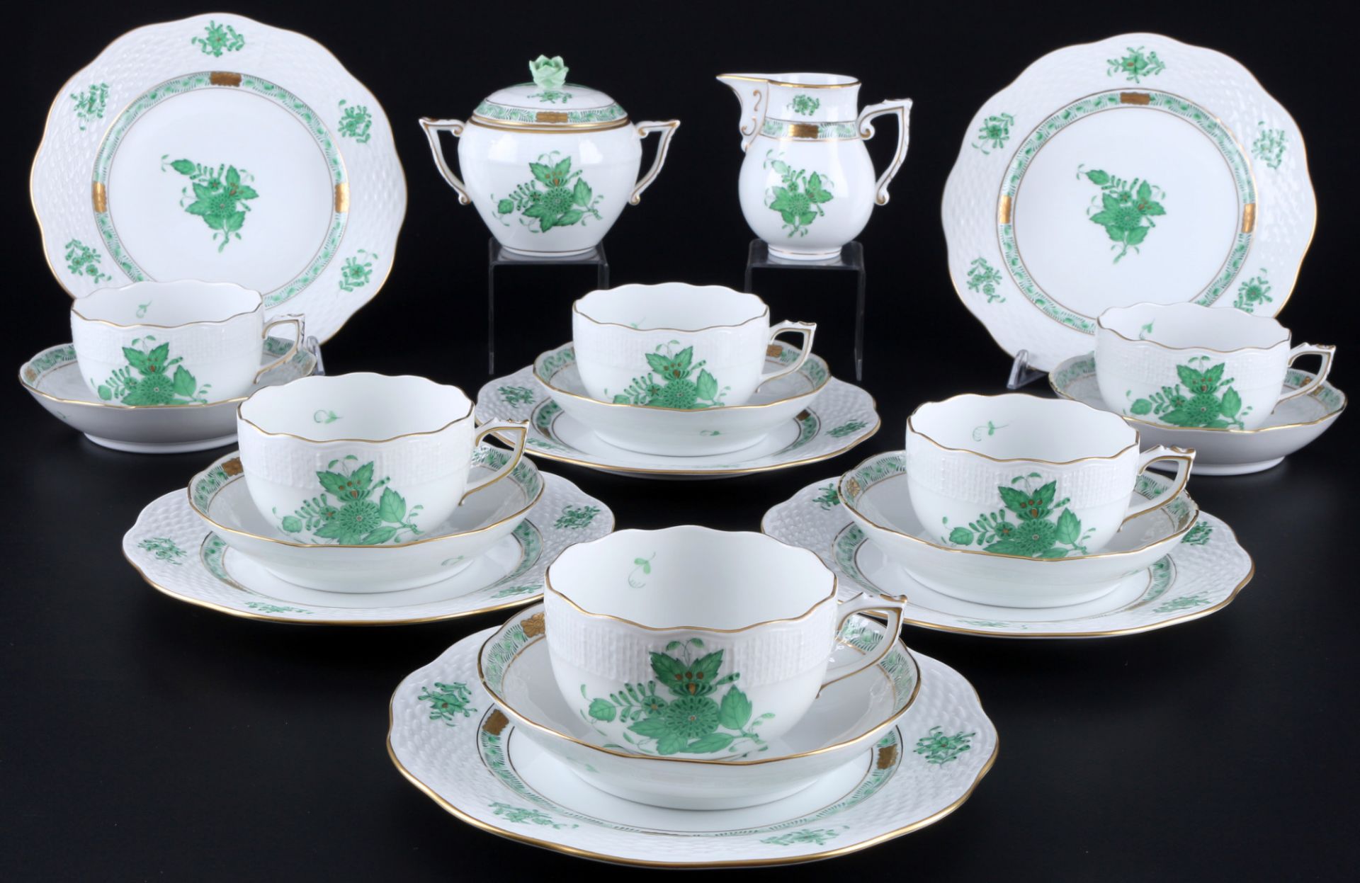 Herend Apponyi Vert 6 tea cups with plates, milk pot and suguar box, Teegedecke mit Milchkanne und Z