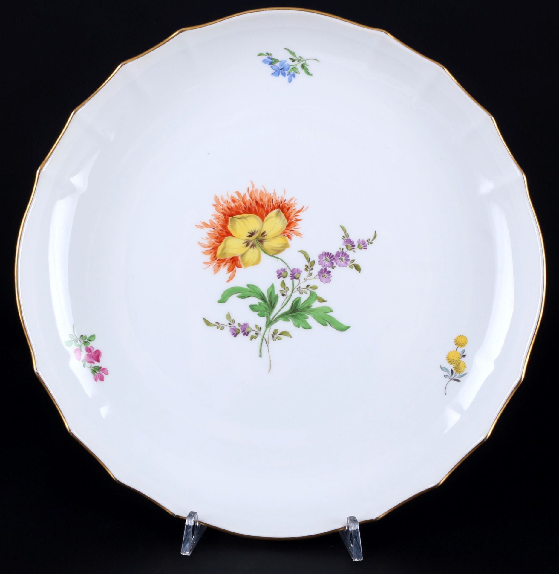 Meissen Blume 2 große Schalen und Henkelplatte, large bowls and handled plate, - Bild 3 aus 5