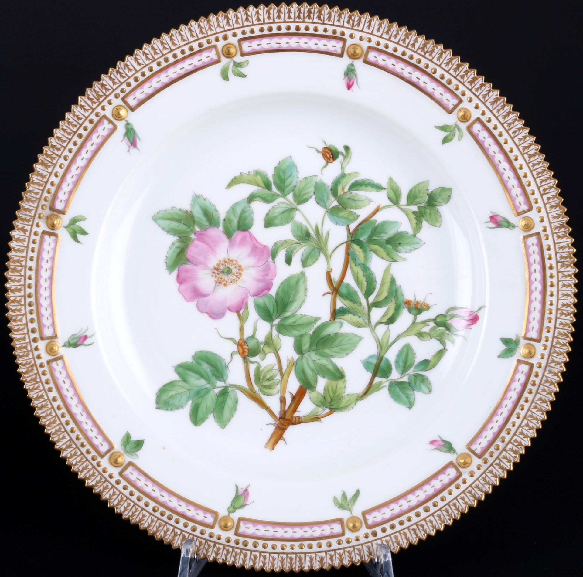 Royal Copenhagen Flora Danica 2 Speiseteller 3549, dinner plates 1st choice, - Bild 3 aus 5