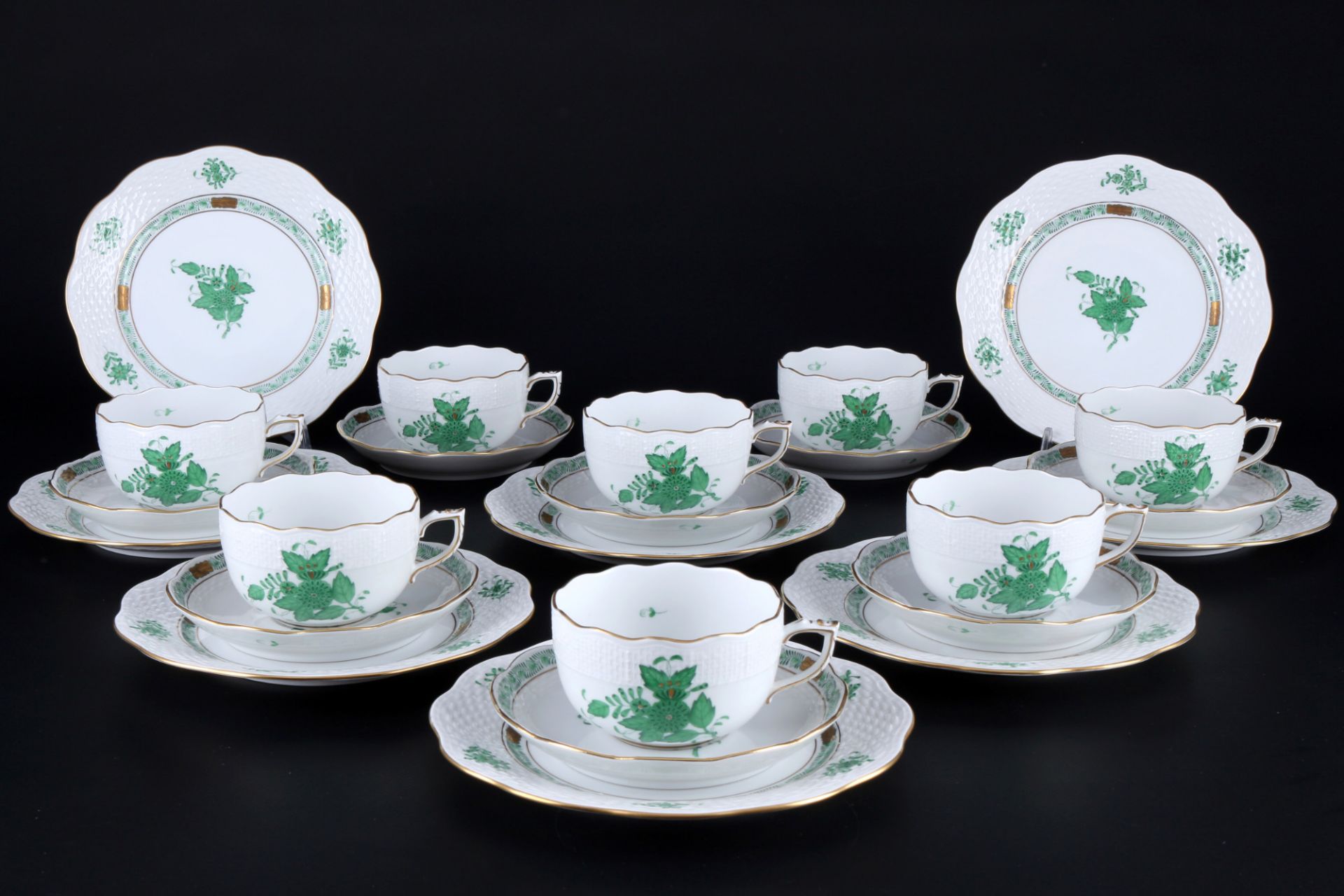 Herend Apponyi Vert 8 Teegedecke, tea cups with saucers and plates,