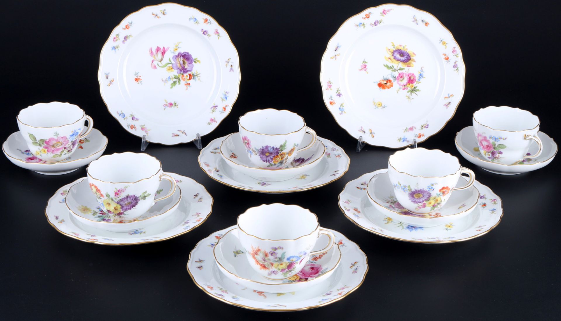 Meissen Blumenbukett 6 Kaffeegedecke 1.Wahl, Knaufmarke, coffee cups with plates 1st choice,